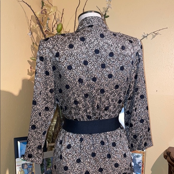 St. Gillian silk wrap print dress with dots - Picture 9 of 9